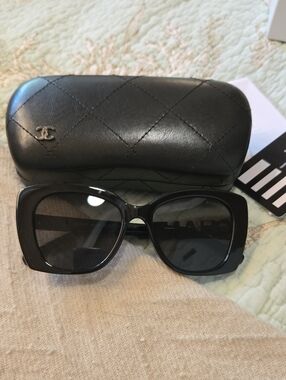 CC Black Oversized Square Cat-Eye Sunglasses